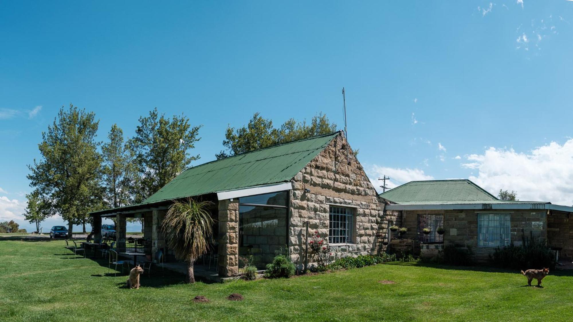 The Border Post, Bed And Breakfast Бергвил Екстериор снимка