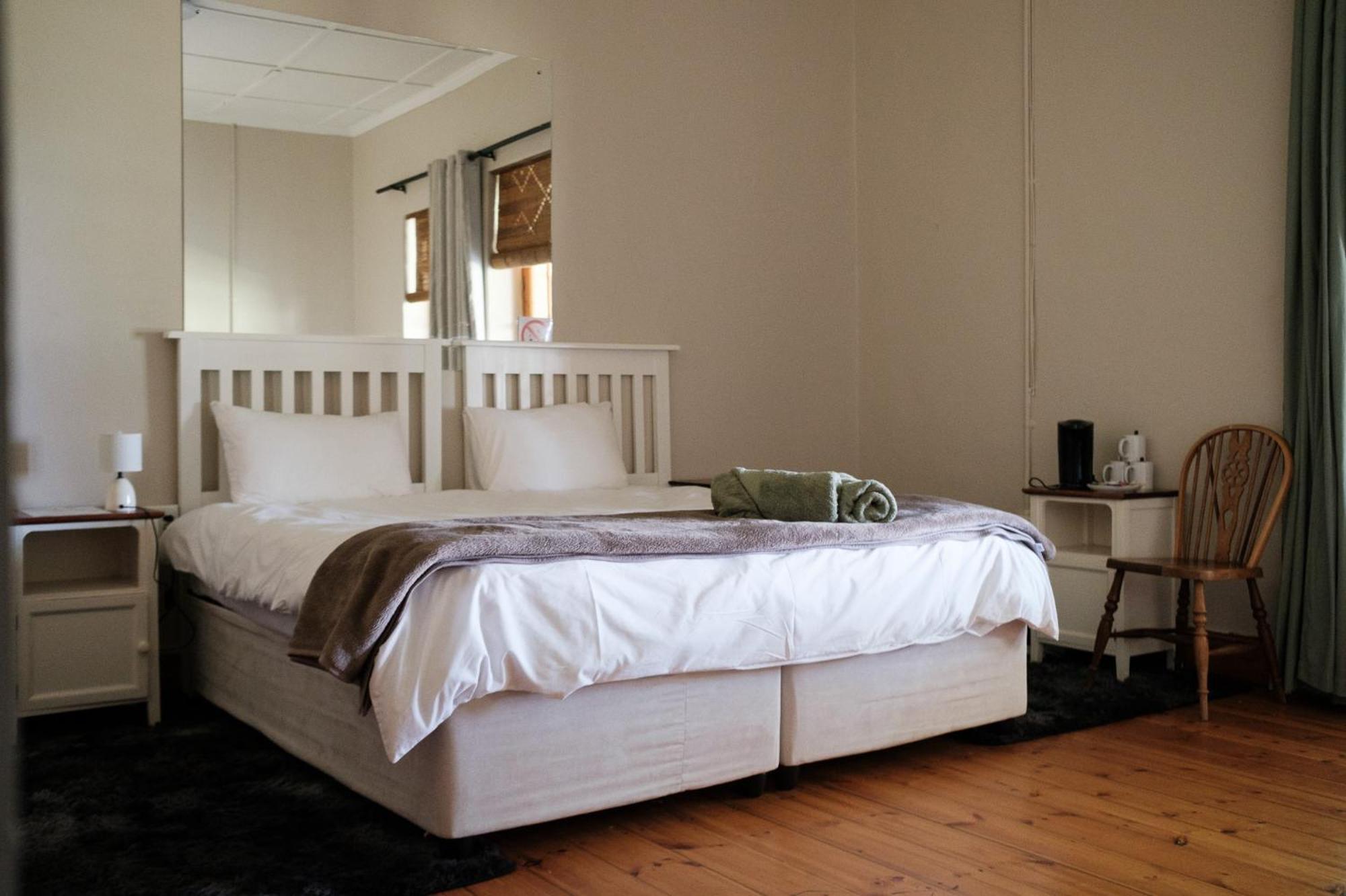 The Border Post, Bed And Breakfast Бергвил Екстериор снимка